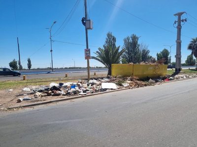 Basura desparramada: el punto crítico de Luján que pone a prueba la convivencia vecinal