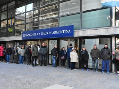 ¿Necesitás ir al banco? Paso a paso, te contamos cómo obtener un "turno online"