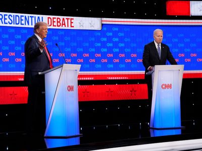 Vivimos en un nido de ratas por las políticas migratorias estúpidas de Biden: Trump