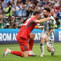 Messi fija récord con 26 presencias en mundiales