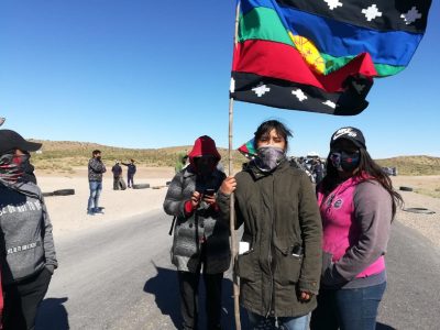 Otro corte más sobre Ruta 22, el de la comunidad mapuche Gelay Co de Santo Domingo