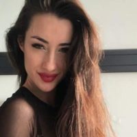 Mientras llora por Gianmarco o Hugo Sierra, Adara Molinero ganó un dineral recorriendo los programas