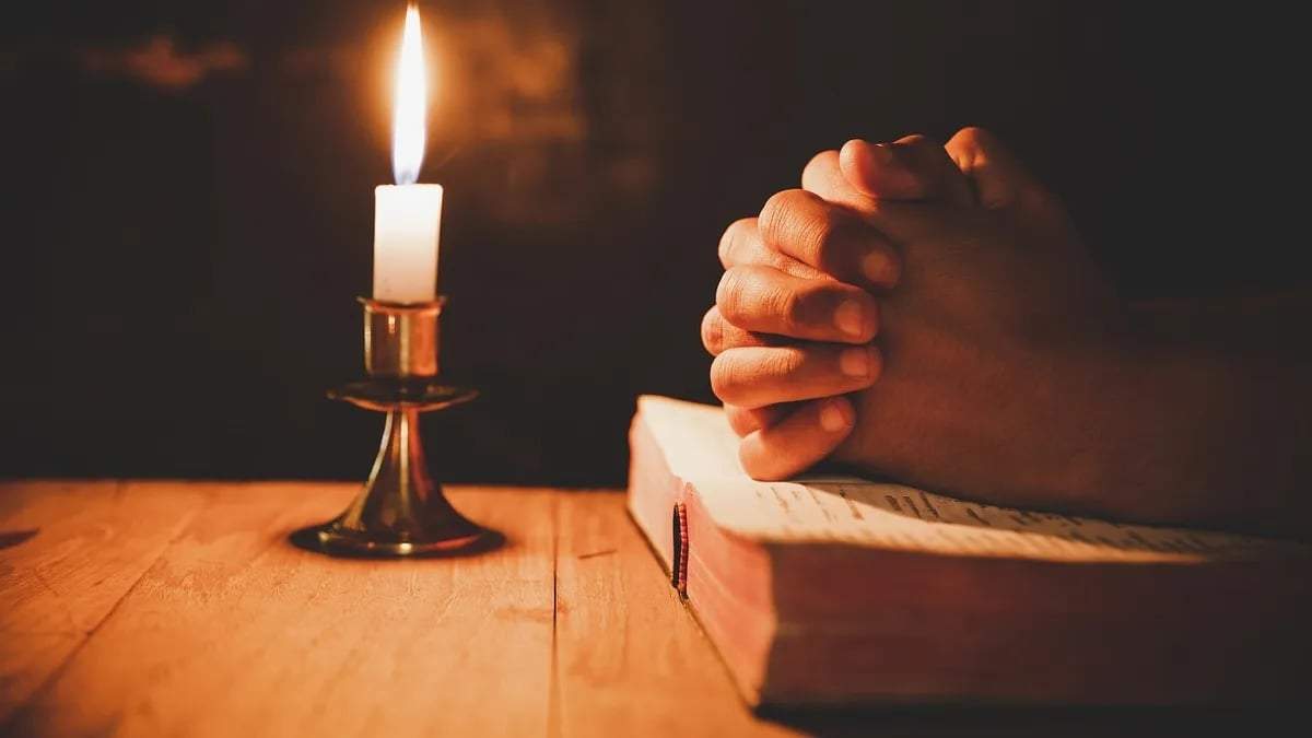 Oración. Fuente: (Instagram).