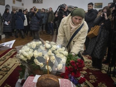 Dan último adiós a voluntarios británicos muertos en Ucrania