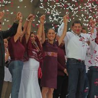 Cierre multitudinario de campaña en el que tribus morenistas se alinearon (por ahora) con Sheinbaum