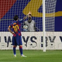 Lionel Messi, protagonista de una jugada polémica en la victoria del Barcelona