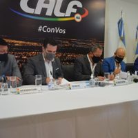 Darío Martínez firmó con la Cooperativa CALF un acuerdo clave para la electricidad de Neuquén