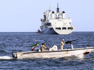 Irán, Rusia y China realizan maniobras navales en el Golfo de Omán