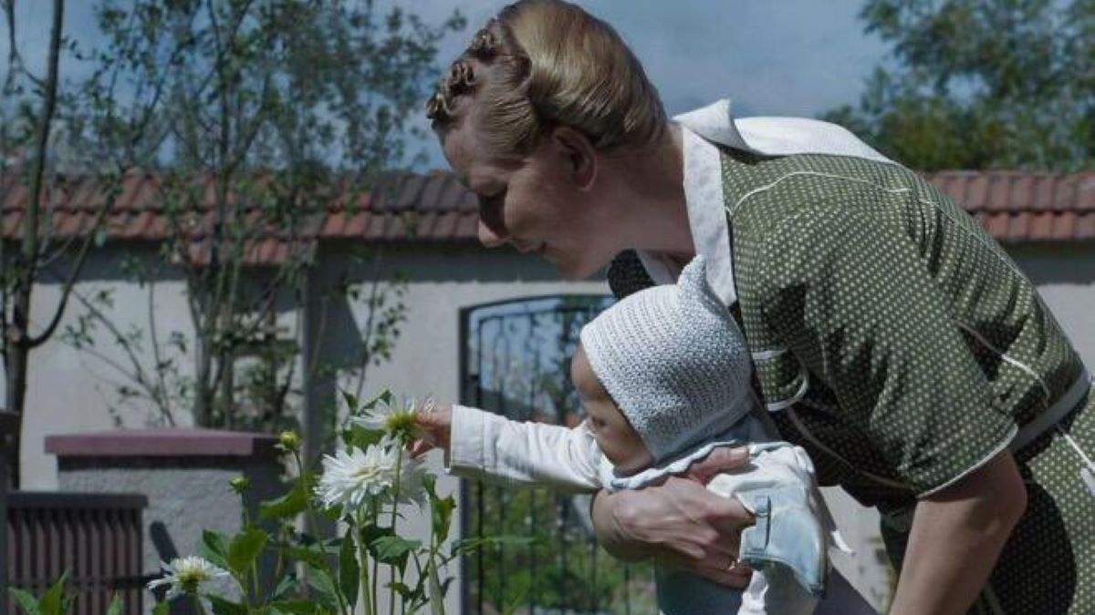 Escena de la película "La zona de interés", del director Jonathan Glazer