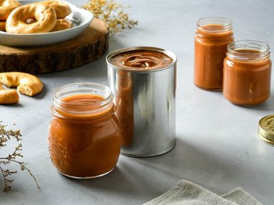 Dulce de leche casero: la receta de la abuela que podés hacer con pocos ingredientes y en minutos