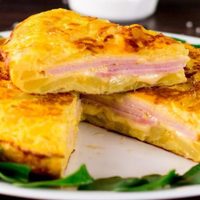 Con solo 3 ingredientes hacé esta nueva versión de tortilla de papas que es una maravilla