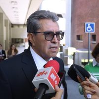 Monreal defiende a Zenyazen Escobar tras su discusión con diputado priista: "No estaba tomado"
