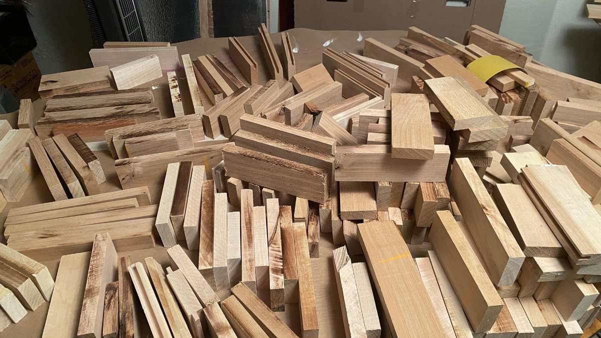 Retazo de madera. Fuente: (Instagram)