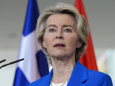 La UE mantendrá en suspenso la represalia a los aranceles de Trump para negociar