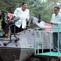 Kim ordena aumentar la producción de misiles norcoreanos antes de maniobras de EU y Corea del Sur