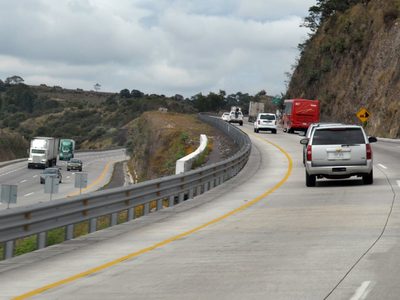 Edomex, Puebla y Guanajuato, las carreteras más peligrosas del país