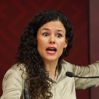 Luisa Alcalde acusa campaña de desprestigio contra “Andy” López Beltrán