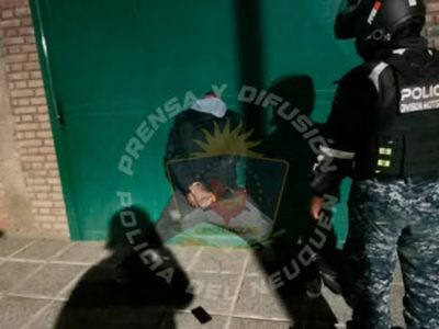 Un joven fue demorado en Neuquén tras un intento de robo con un handy para inhibir alarmas
