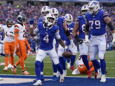 Josh Allen lidera un ataque equilibrado y los Bills dominan 31-7 a los Broncos en comodines