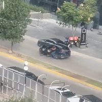 Balacera genera caos y pánico en Plaza Andares, Jalisco; hay un muerto y seis heridos (Video)