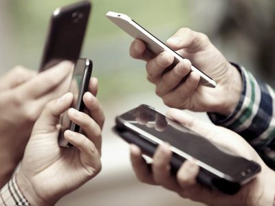 Congelaron las tarifas de internet, telefonía celular y fija, y de la TV paga