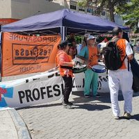 Siprosapune inició un paro de 24 horas: insisten en que se sancione la Ley de Carrera Profesional