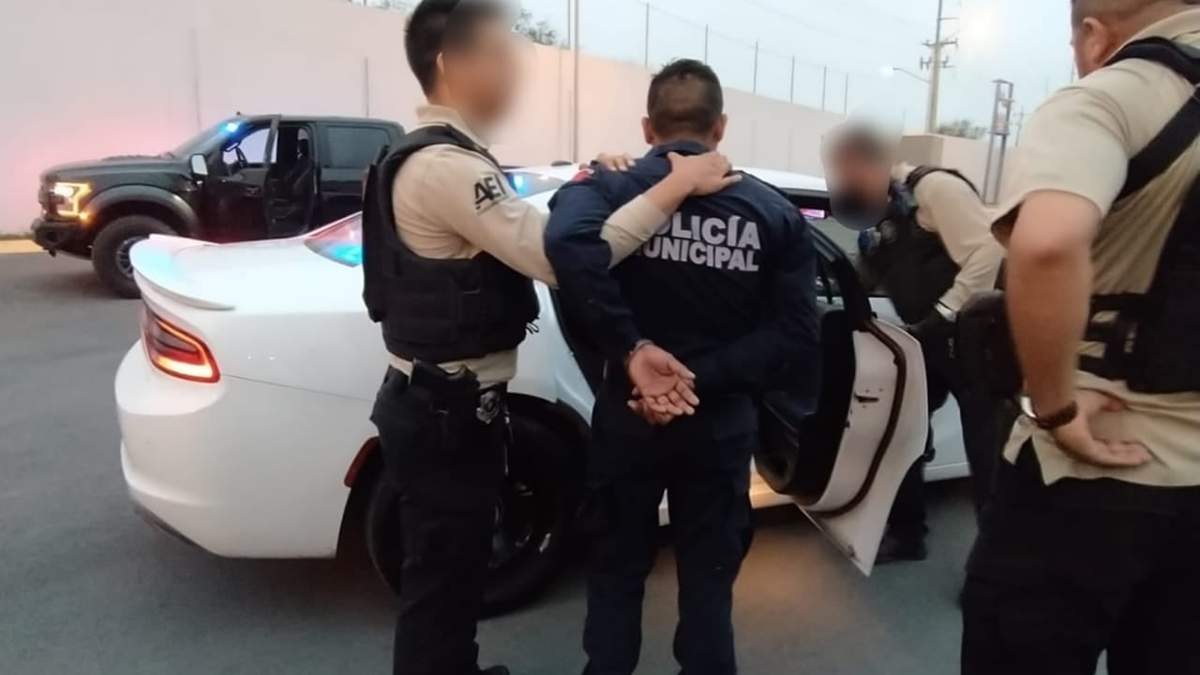 El policía en activo detenido en Pesquería, Nuevo León