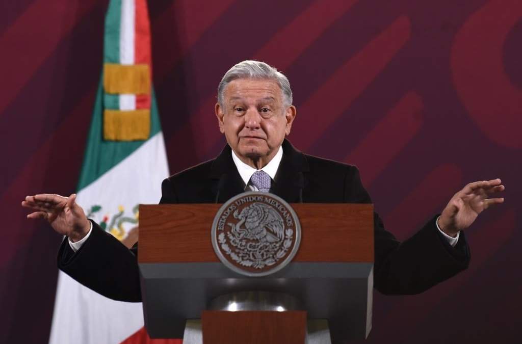 El presidente durante la conferencia matutina
