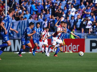 Godoy Cruz no pudo con Instituto y sigue la malaria en el Gambarte