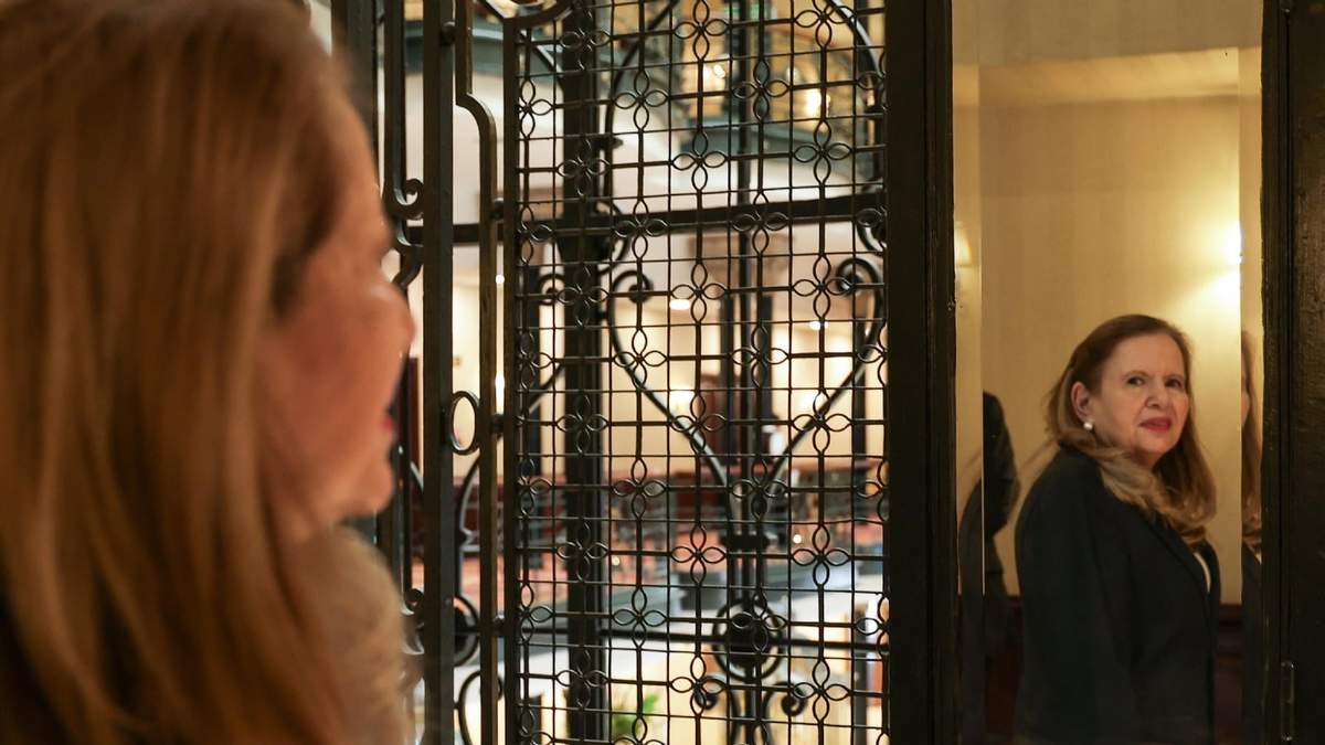 La ministra Loretta Ortiz