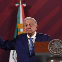 AMLO señala que quien participe en marcha del INE avala que estaba bien el régimen de corrupción