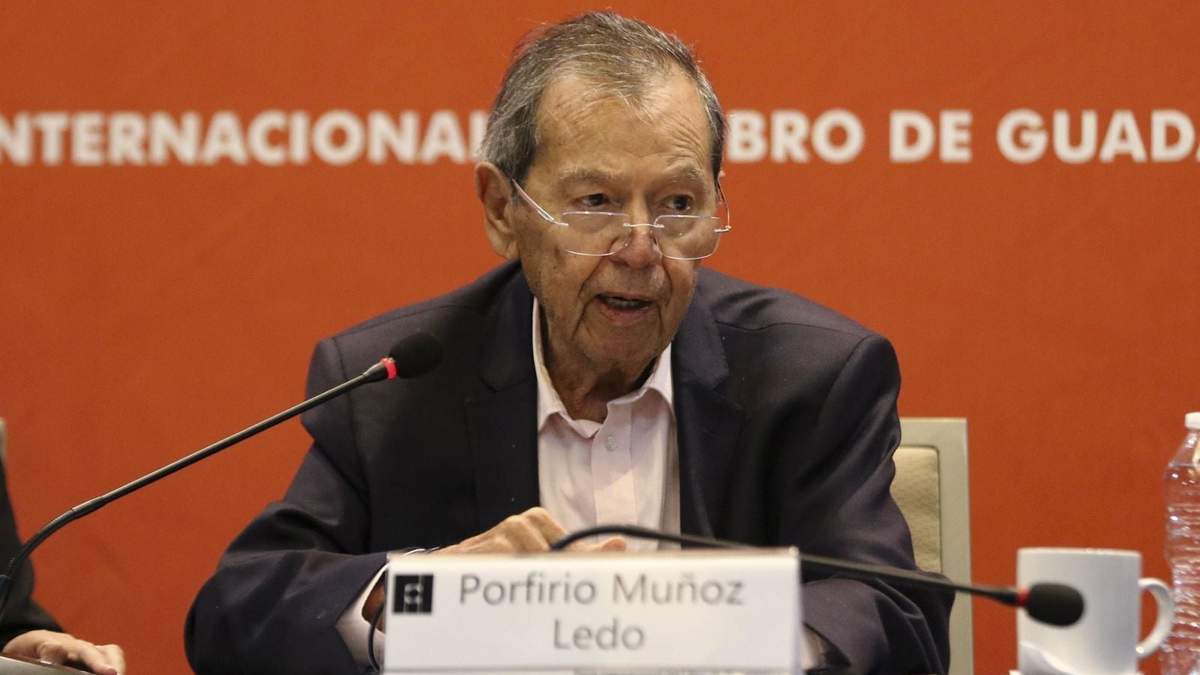 Muñoz Ledo en la FIL