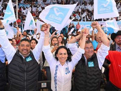 Nueva Alianza unge a Alejandra del Moral candidata a la gubernatura; Morena acusa actos anticipados