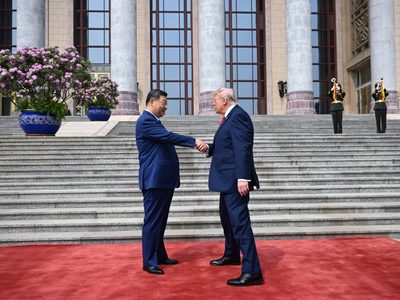 Xi Jinping advierte a Trump de posibles "conflictos" con EU por Taiwán