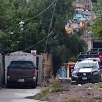 Tras su ejecución, prenden fuego a suegro y yerno, en Guanajuato