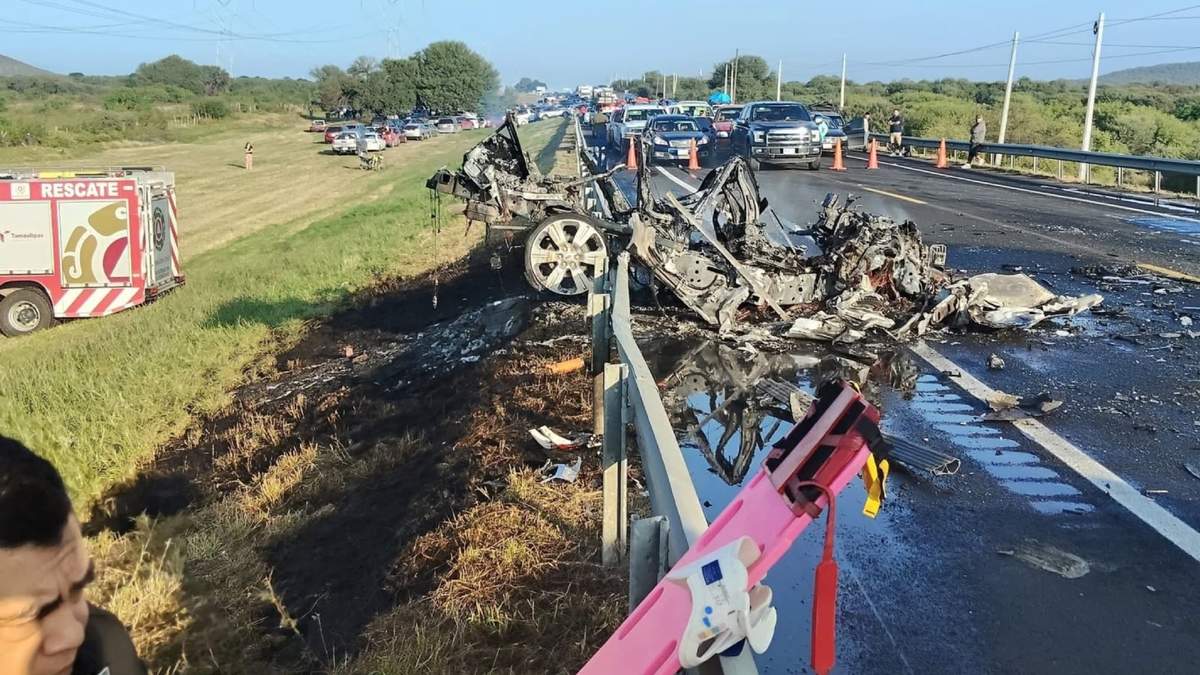 Aparatoso accidente registrado la mañana de este domingo, sobre la carretera Victoria–Zaragoza, a la altura del kilómetro 50