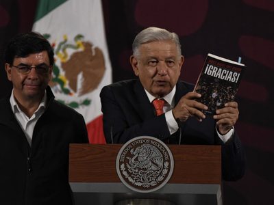 Tras las críticas de AMLO, el Tribunal Electoral rechaza sentencia contra el libro “¡Gracias!”
