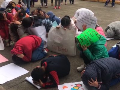 Alcalde de Zapotitlán baleó escuela en horario escolar, denuncian padres de familia (Video)