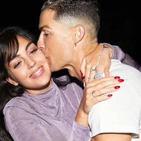 El magnífico peinado que Georgina Rodríguez consiguió hacerle a Cristiano Ronaldo en cuarentena