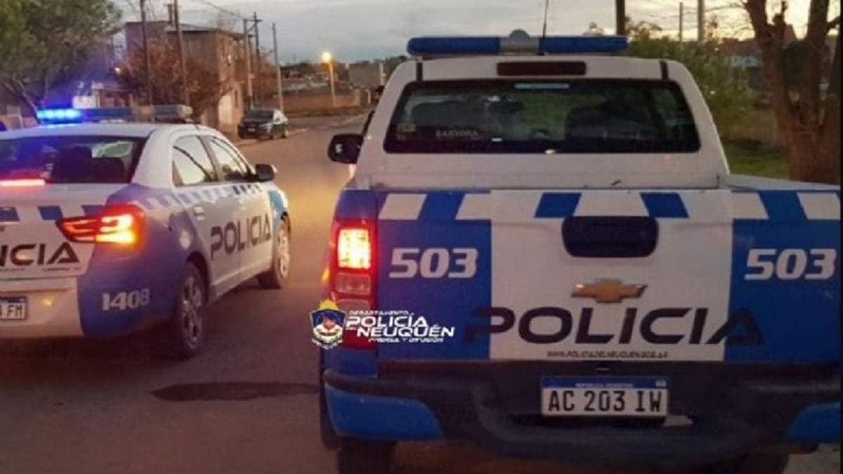 El hallazgo lo protagonizó personal policial de El Chañar. Fuente (Archivo Policía de Neuquén)