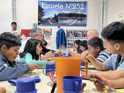 En 24 horas, hubo más de 8.000 inscriptos en las becas "Gregorio Álvarez": el cupo para cada nivel