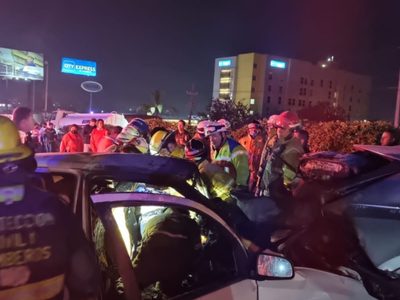 Muere hombre calcinado tras chocar en la carretera a Chapala, Jalisco