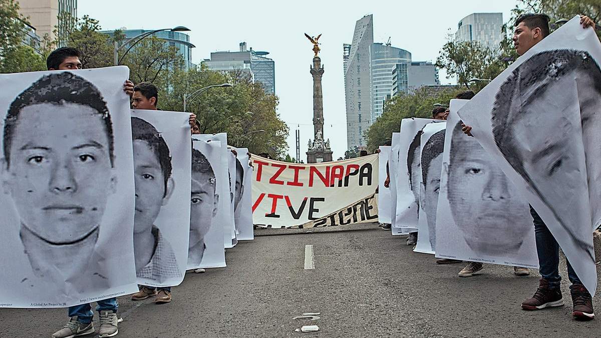 Protesta por el caso Ayotzinapa