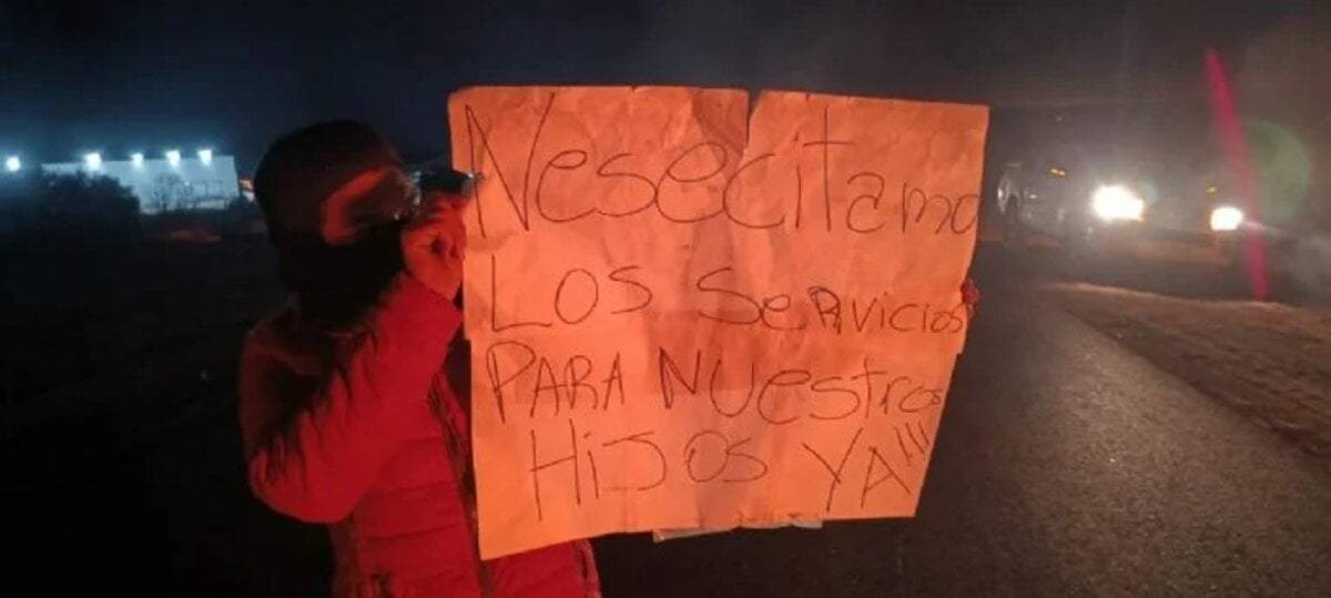 Protesta en Rincón de los Sauces. Fuente: (Gentileza Luis Emilio González).