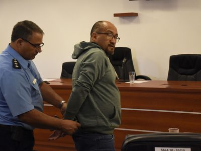 Tras un allanamiento detienen a Armando López por instigar la toma de terrenos
