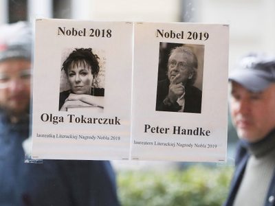 Más de 40 años para entregar dos Nobel de Literatura juntos