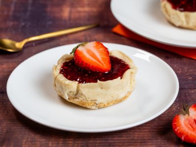 Cheesecake en microondas: con pocos ingredientes y en 5 minutos, un postre exprés que enamora