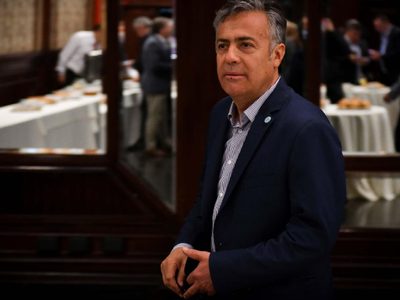 Cornejo cuestionó a Fernández por "tener doble discurso"