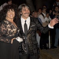 Reviven en redes posturas antivacunas de Amanda Miguel, viuda de Diego Verdaguer