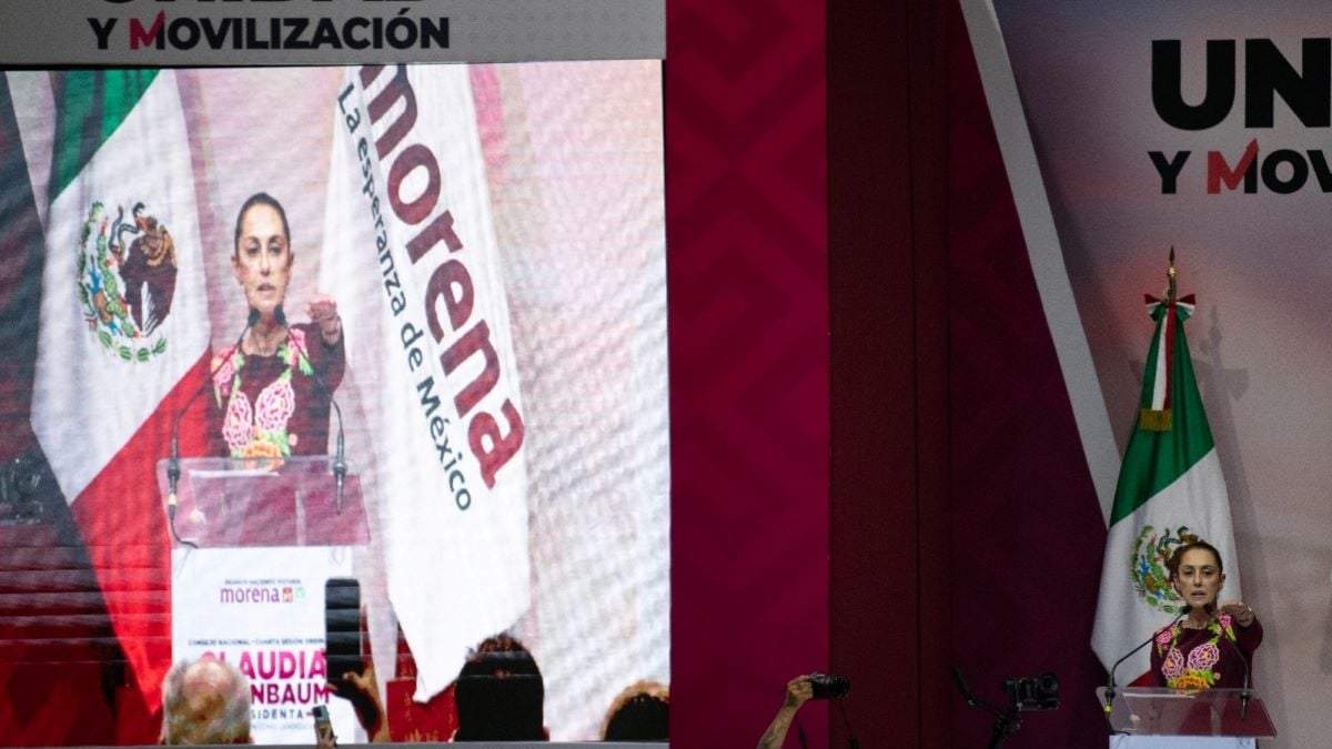 Claudia Sheinbaum recibe la constancia de candidata presidencial por la Coalición Sigamos Haciendo Historia, Morena-PT-PVEM